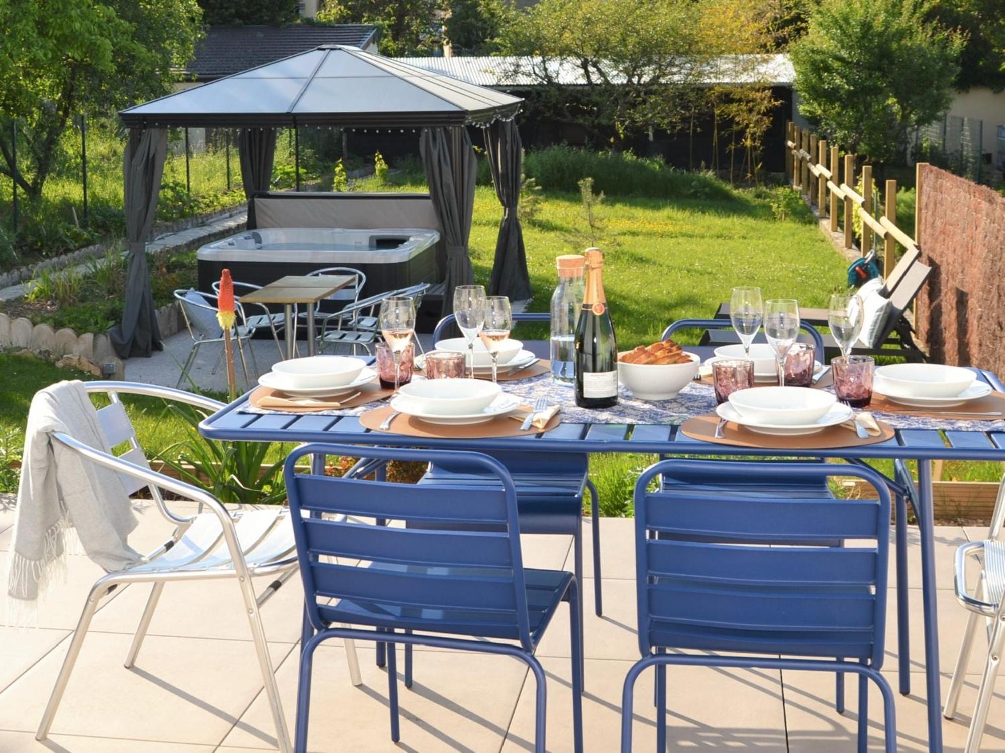 Le Cemarose: Spa, Jardin, Terrasse Et Jolie Vue Au Coeur D'Epernay Bagian luar foto
